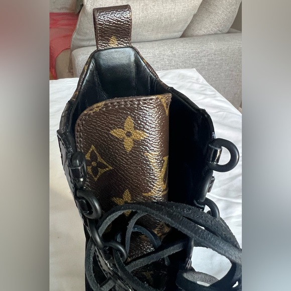 Louis Vuitton LV combat boots, size 5.5 - Picture 6 of 13